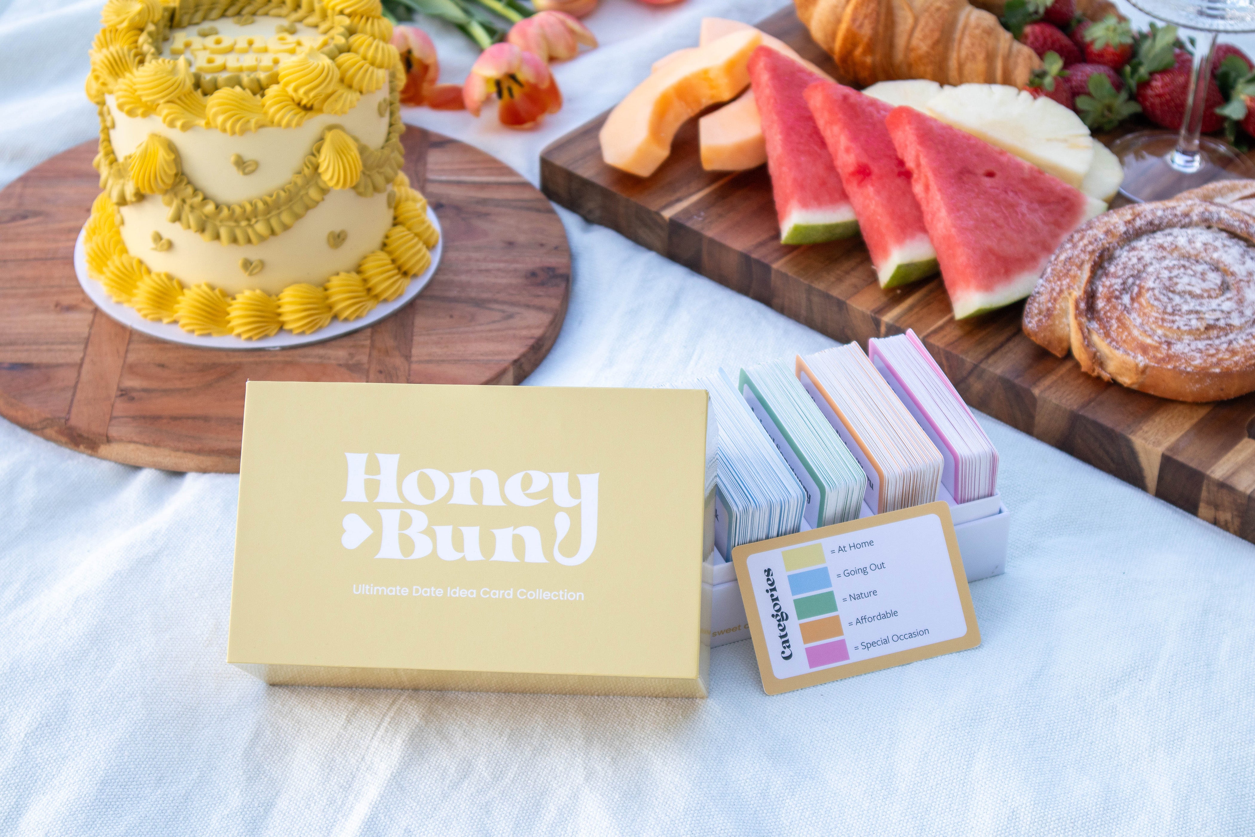 Date idea cards with fun suggestions for couple activities they can do together